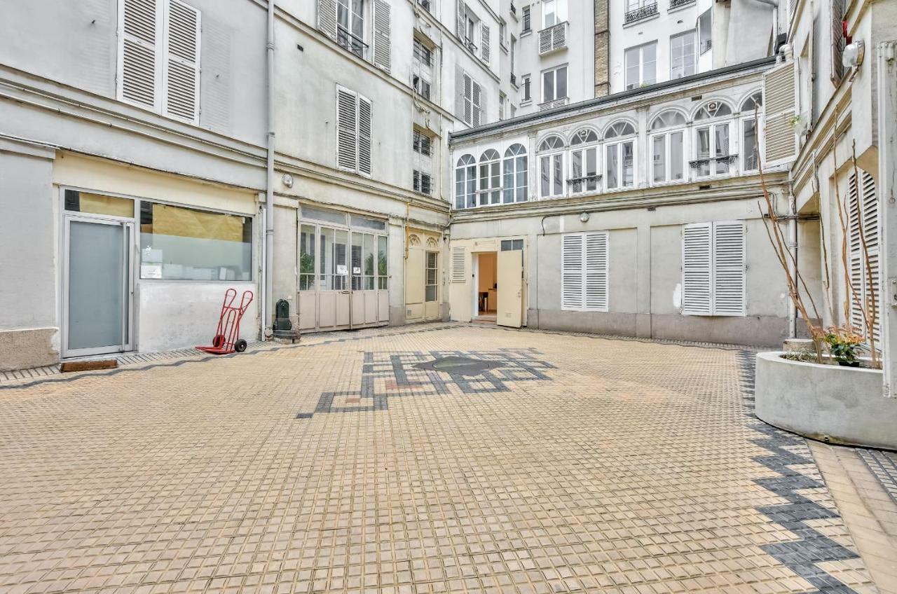 35 - Urban Montmartre Apartment Paris Exterior photo
